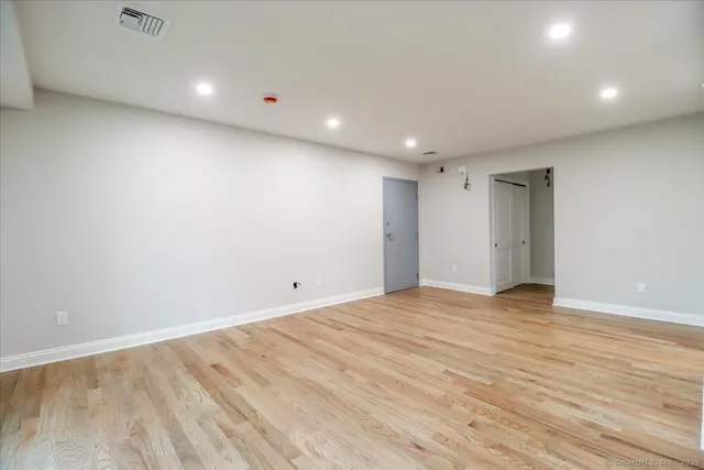 $199,900 | 50 Greenhouse Road, Unit 42C, Bridgeport, CT 06606