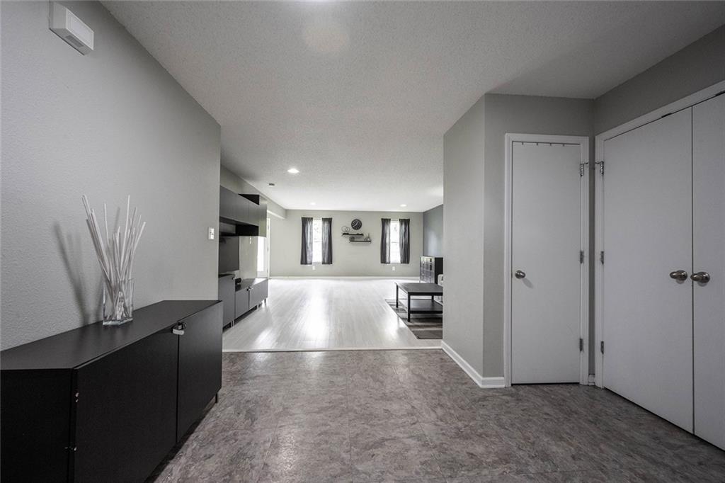 12546 Wolf Run Road Noblesville, IN 46060 - Photo 6 of 57 Gallery Image 6