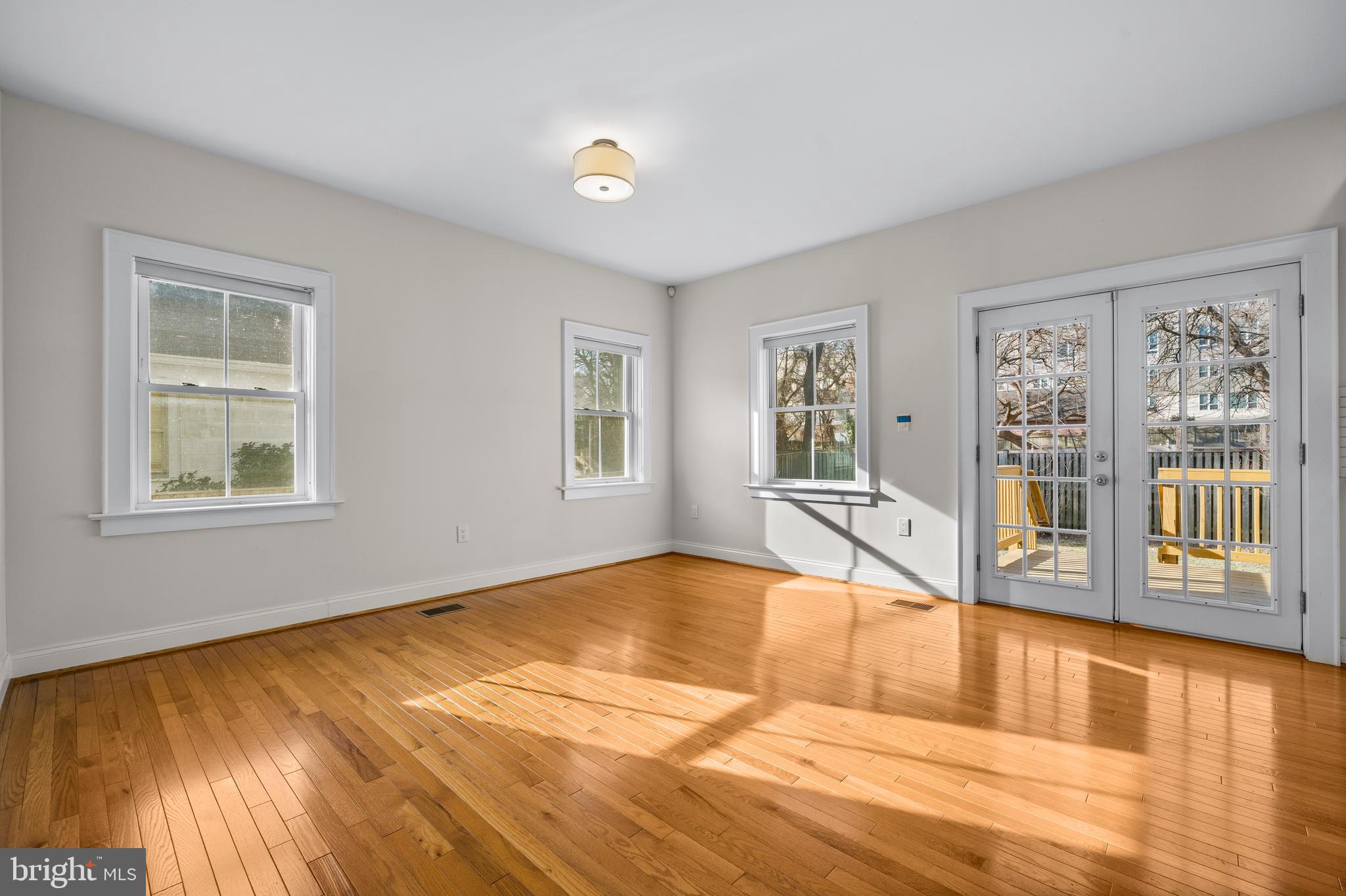 8210 Grove Street Silver Spring, MD 20910 - Photo 13 of 45 Gallery Image 13