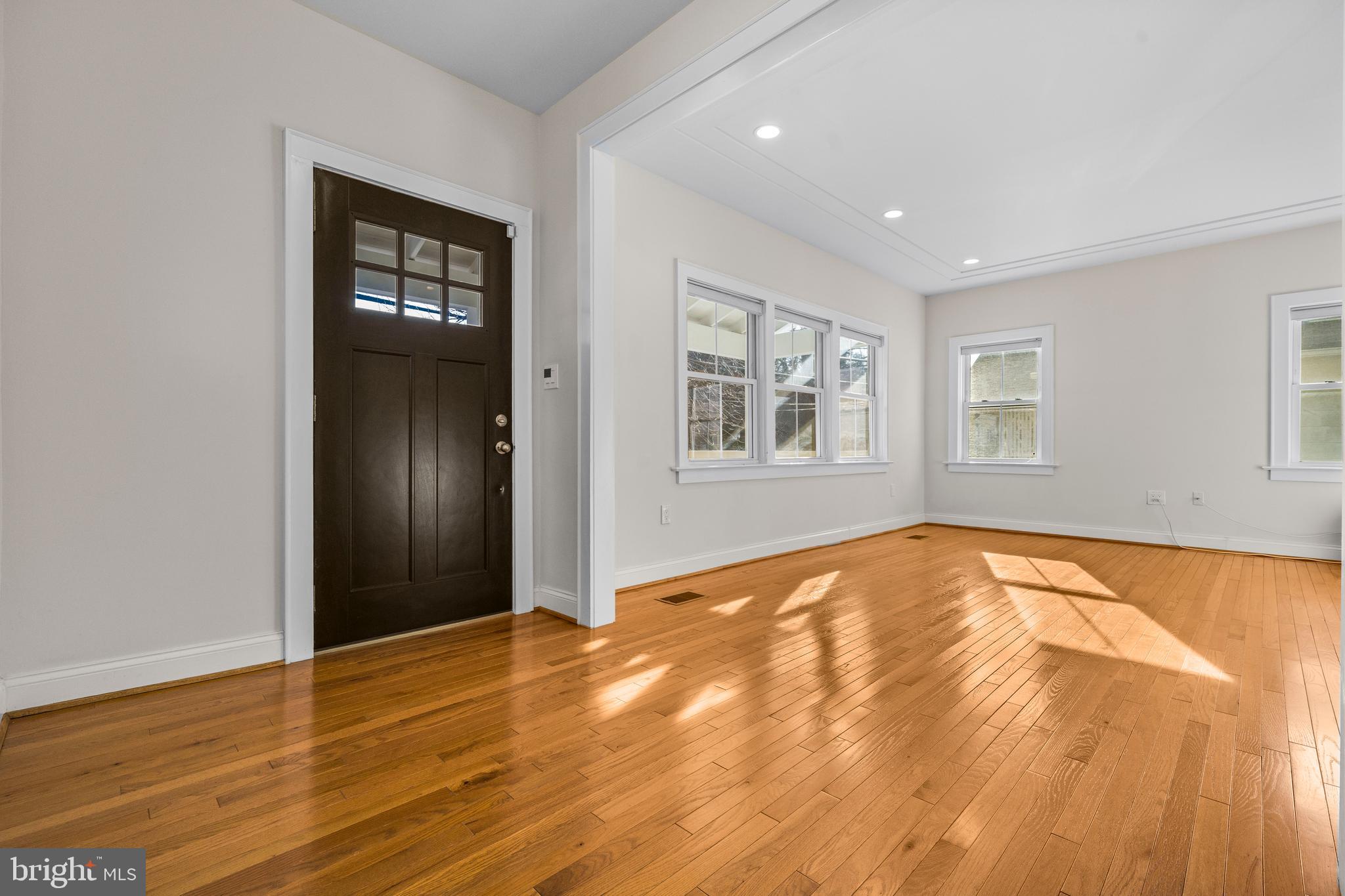 8210 Grove Street Silver Spring, MD 20910 - Photo 8 of 45 Gallery Image 8