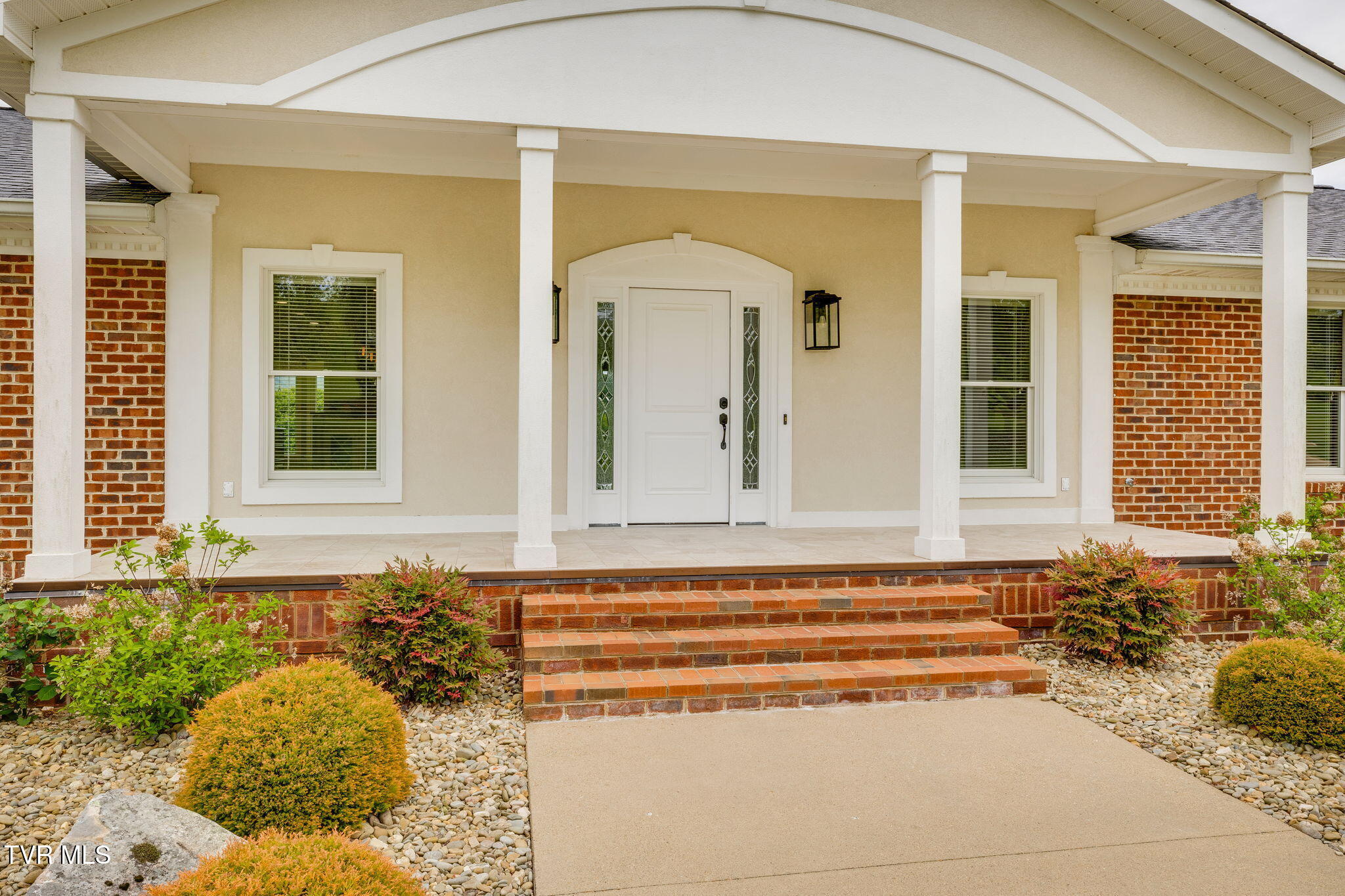 20484 Lake Road Abingdon, VA 24211 - Photo 11 of 84 005