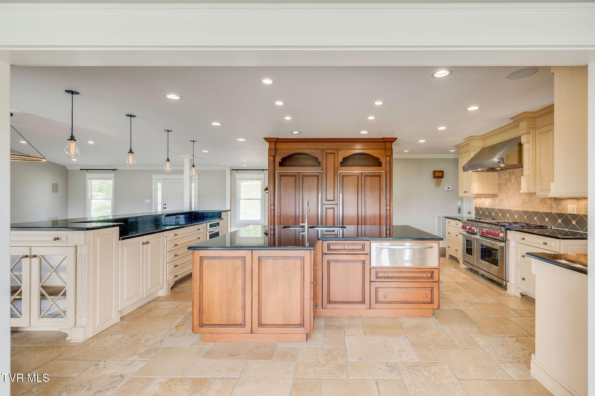 20484 Lake Road Abingdon, VA 24211 - Photo 18 of 84 014