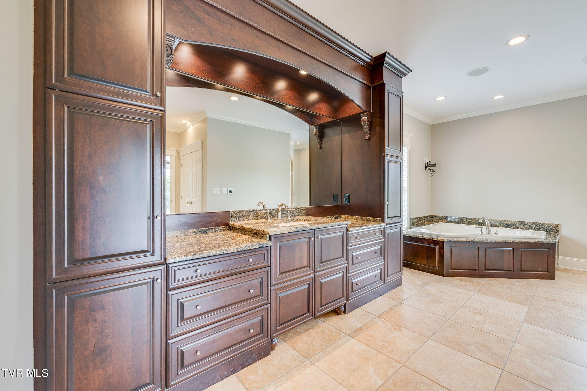 20484 Lake Road Abingdon, VA 24211 - Photo 33 of 84 027