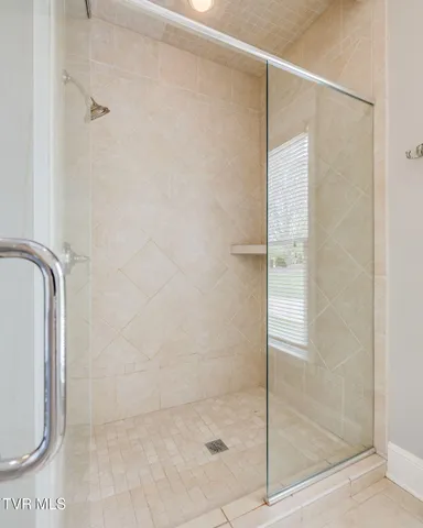 $1,290,000 | 20484 Lake Road, Abingdon, VA 24211