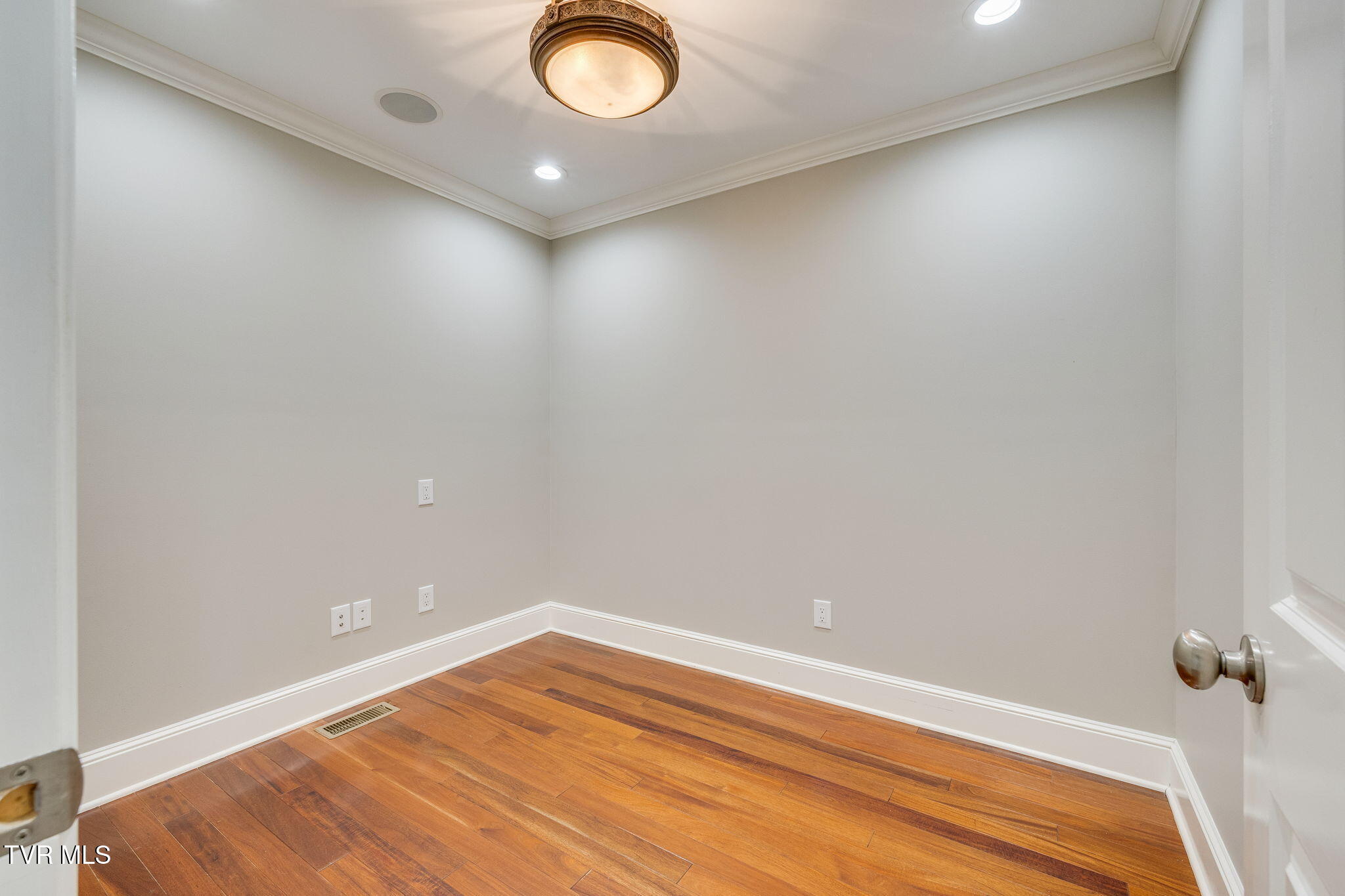 20484 Lake Road Abingdon, VA 24211 - Photo 52 of 84 046