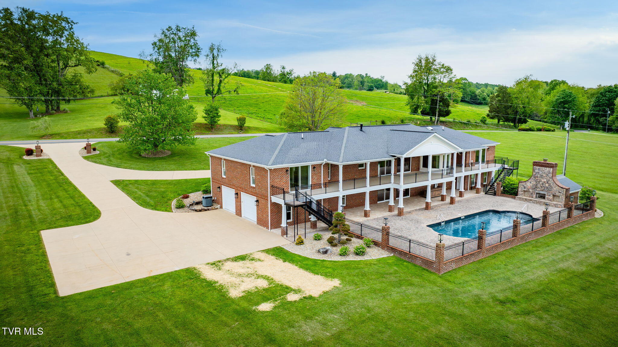 20484 Lake Road Abingdon, VA 24211 - Photo 8 of 84 110