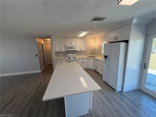 $1,900 | 1315 Northeast Pine Island Lane, Cape Coral, FL 33909
