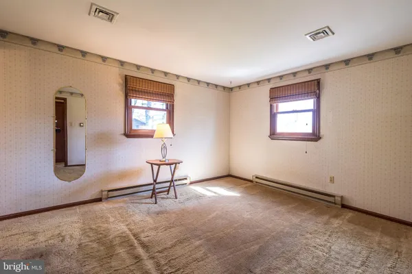 $399,900 | 33 Onyx Lane, Gilbertsville, PA 19525