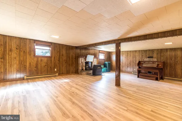 $399,900 | 33 Onyx Lane, Gilbertsville, PA 19525