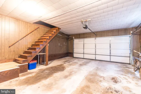 $399,900 | 33 Onyx Lane, Gilbertsville, PA 19525