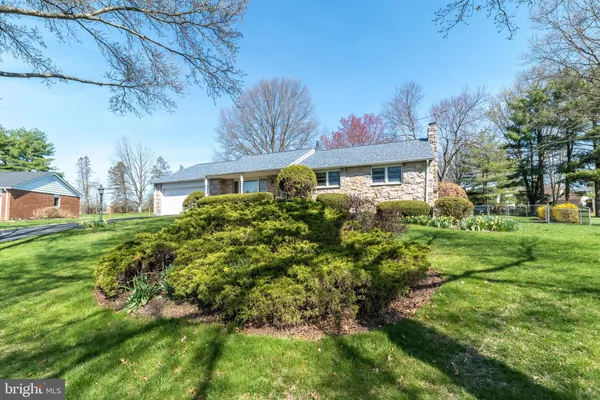 $399,900 | 33 Onyx Lane, Gilbertsville, PA 19525