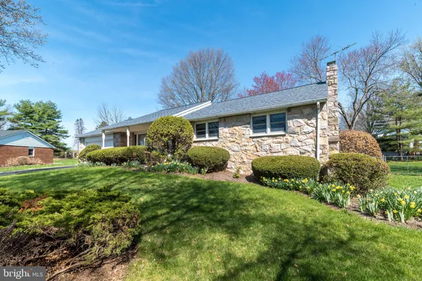 $399,900 | 33 Onyx Lane, Gilbertsville, PA 19525