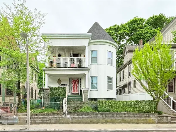 $900,000 | 11 Edwin Street, Boston, MA 02124