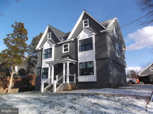 $850,000 | 8323 Rolling Road, Manassas, VA 20110