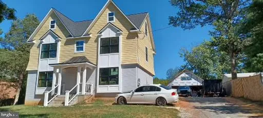 $850,000 | 8323 Rolling Road, Manassas, VA 20110