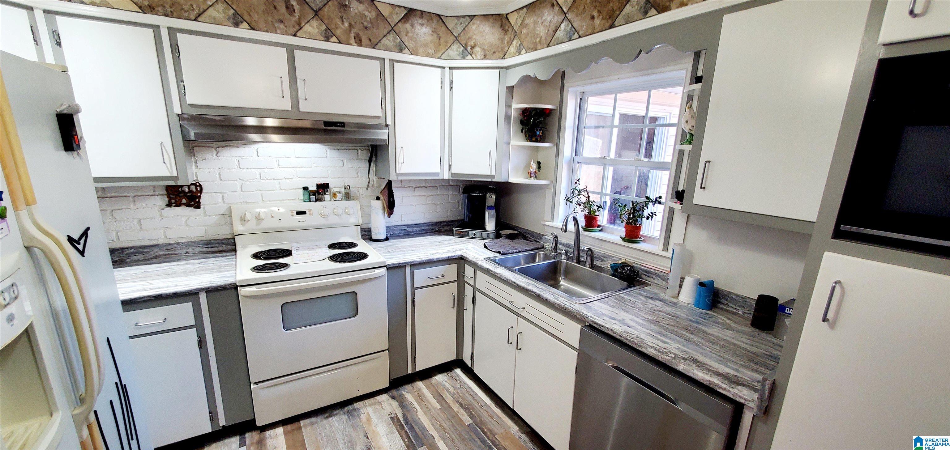 305 Wickstead Road Bessemer, AL 35023 - Photo 11 of 50 Gallery Image 11