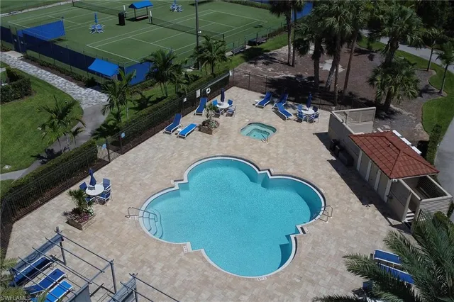 $1,800 | 4556 Andover Way, Unit E106, Naples, FL 34112