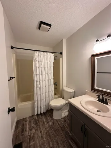 $1,495 | 13606 East Walker Mill Court, Grabill, IN 46741