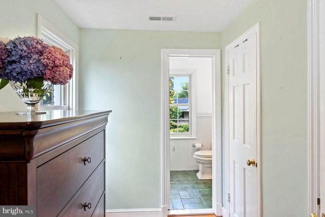 $1,500,000 | 1812 North Hollister Street, Arlington, VA 22205