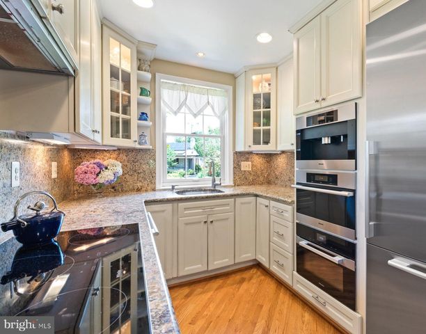 $1,500,000 | 1812 North Hollister Street, Arlington, VA 22205