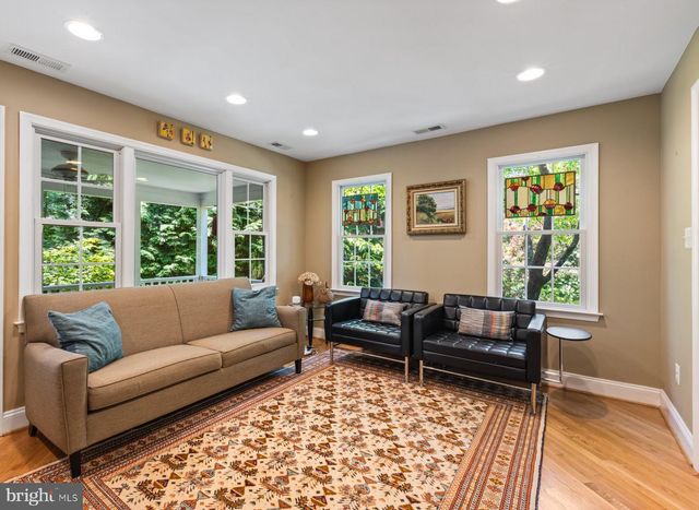 $1,500,000 | 1812 North Hollister Street, Arlington, VA 22205