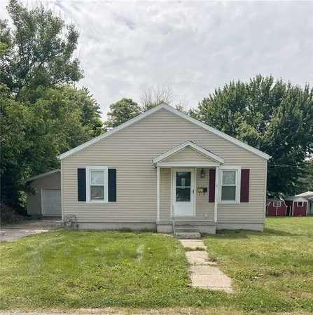 $90,000 | 205 North Alexander Street, Robinson, IL 62454
