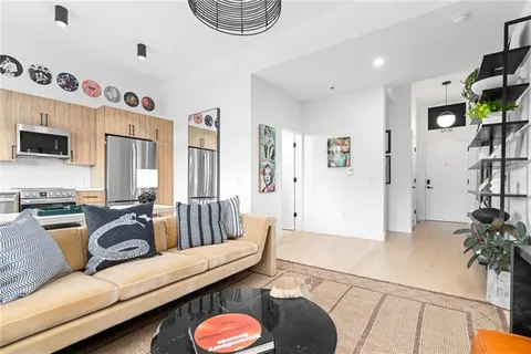 $385,900 | 567 Ponce De Leon Avenue Northeast, Unit 405, Atlanta, GA 30308