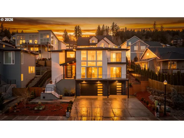 $1,084,000 | 1345 North R Street, Washougal, WA 98671