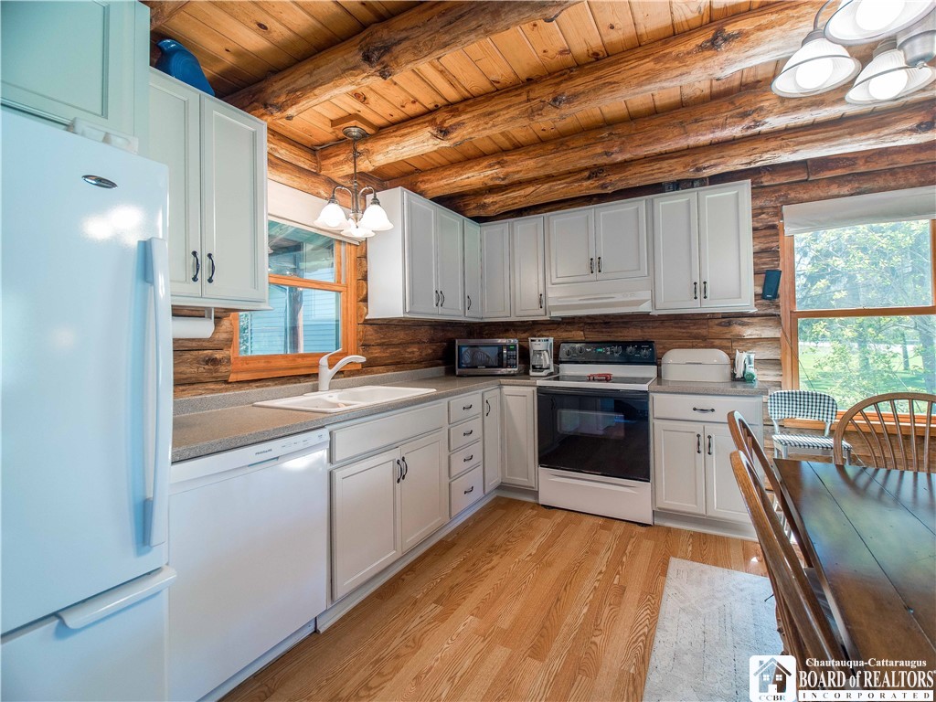 4146 West Lake Road Chautauqua, NY 14757 - Photo 7 of 42