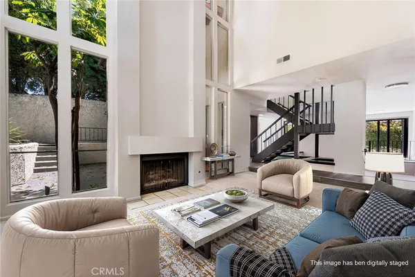 $1,265,000 | 4000 Marion Way, Long Beach, CA 90807