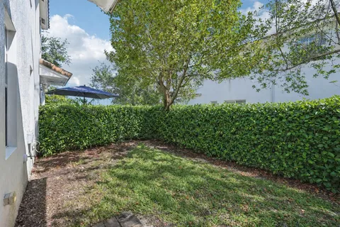 $439,000 | 482 Graham Place, Boynton Beach, FL 33435