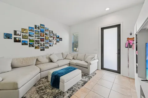 $439,000 | 482 Graham Place, Boynton Beach, FL 33435