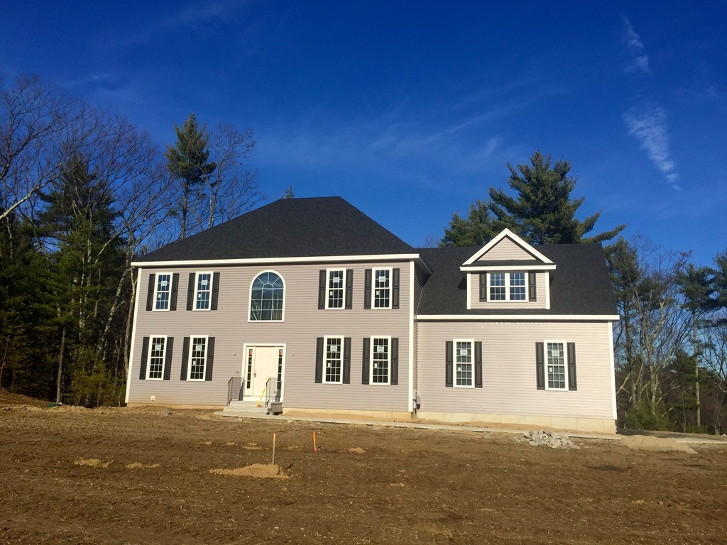 4 Silver Fox Road Norfolk, MA 02056 - Photo 3 of 10 Gallery Image 3
