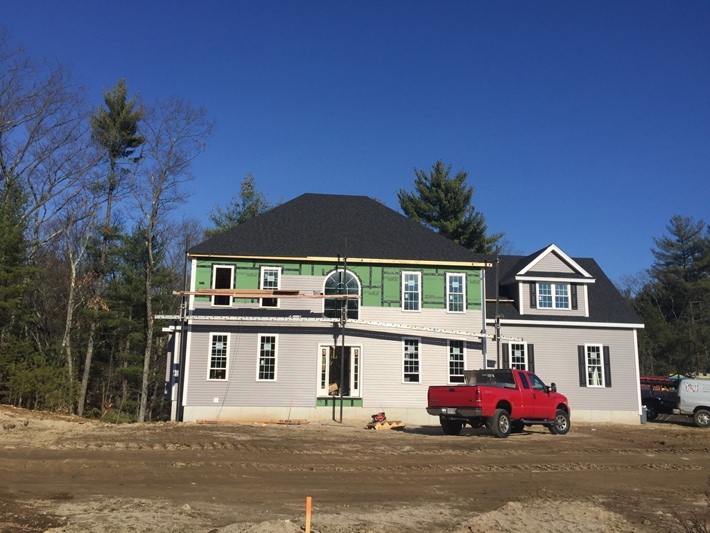 4 Silver Fox Road Norfolk, MA 02056 - Photo 4 of 10 Gallery Image 4
