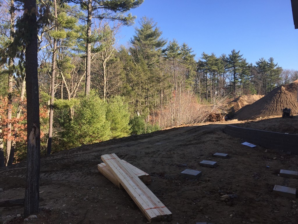 4 Silver Fox Road Norfolk, MA 02056 - Photo 5 of 10 Gallery Image 5