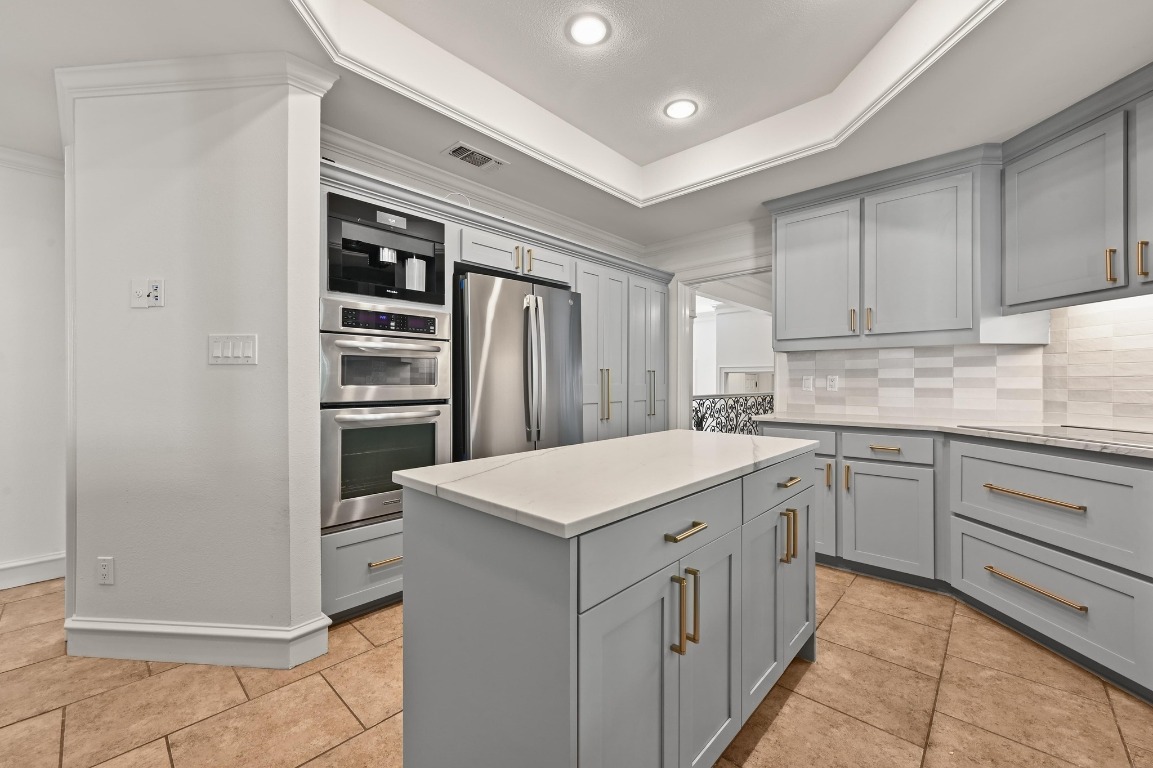 4207 Bennedict Lane Austin, TX 78746 - Photo 7 of 27