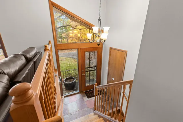 $997,700 | 50 Willow Wood Drive, Tonka Bay, MN 55331