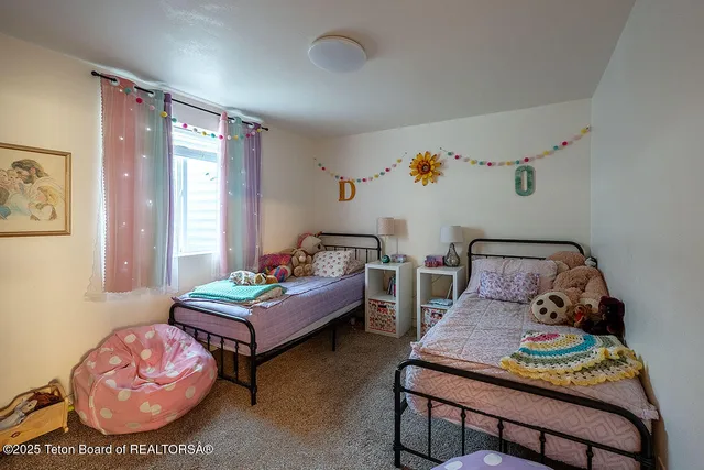 $650,000 | 189 East Street, Star Valley Ranch, WY 83127