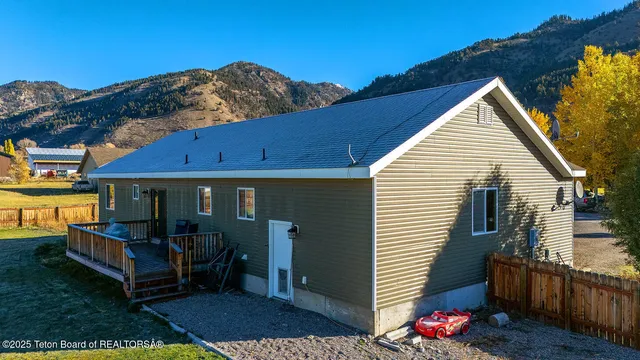 $650,000 | 189 East Street, Star Valley Ranch, WY 83127