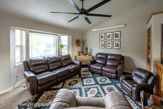 $650,000 | 189 East Street, Star Valley Ranch, WY 83127