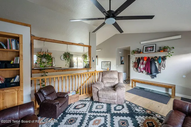 $650,000 | 189 East Street, Star Valley Ranch, WY 83127