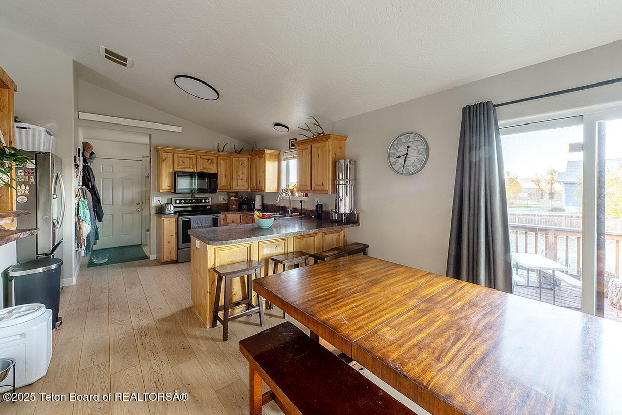 189 East Street Star Valley Ranch, WY 83127 - Photo 8 of 27 Tyler int 7386