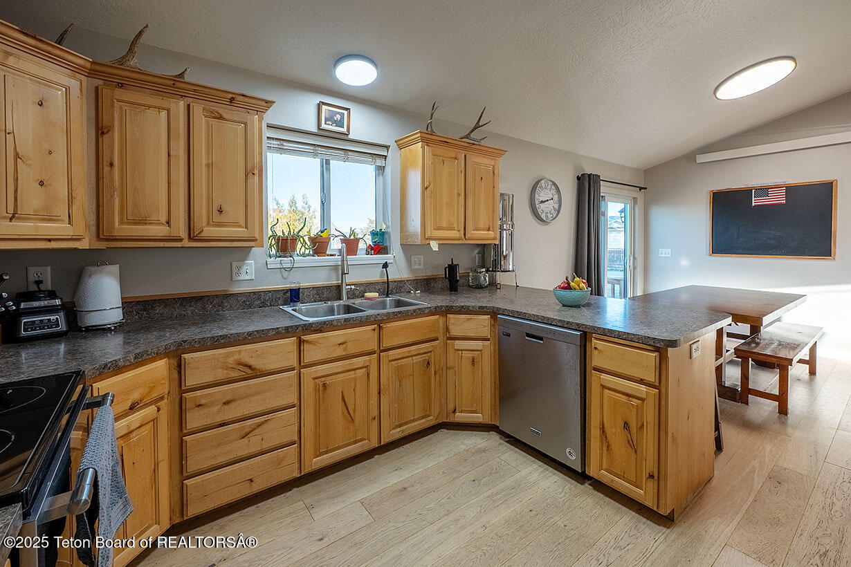 189 East Street Star Valley Ranch, WY 83127 - Photo 10 of 27 Tyler int 7416