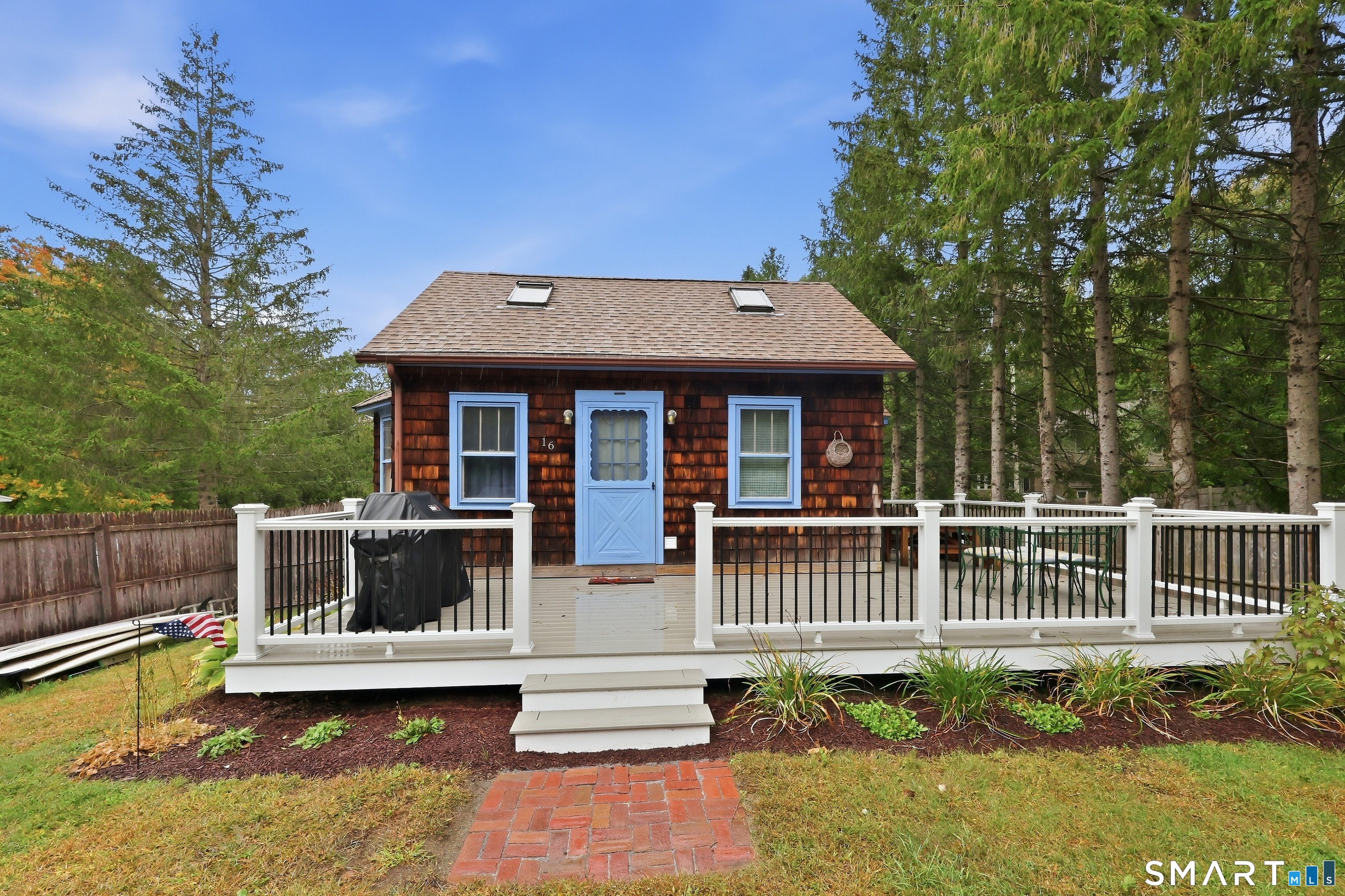 16 Pond Road New Hartford, CT 06057 - Photo 2 of 27 Gallery Image 2