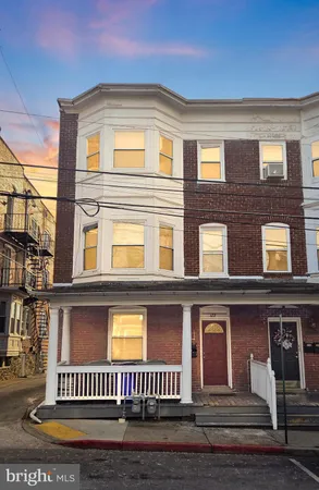 $289,000 | 422 North Locust Street, Hagerstown, MD 21740