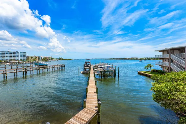 $8,500 | 309 East Ocean Avenue, Unit 103, Lantana, FL 33462