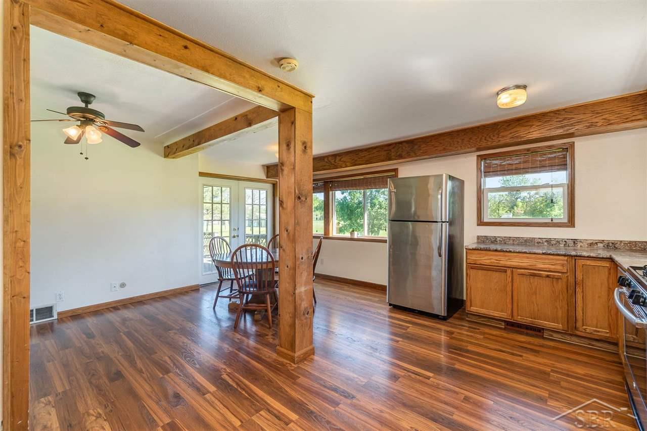 4903 South Saginaw Road Freeland, MI 48623 - Photo 4 of 28 50079878-3.JPG