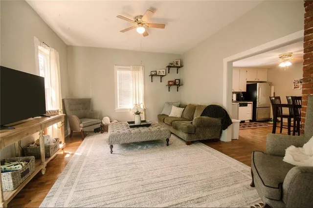 $180,000 | 606 North Morse Avenue, Liberty, MO 64068