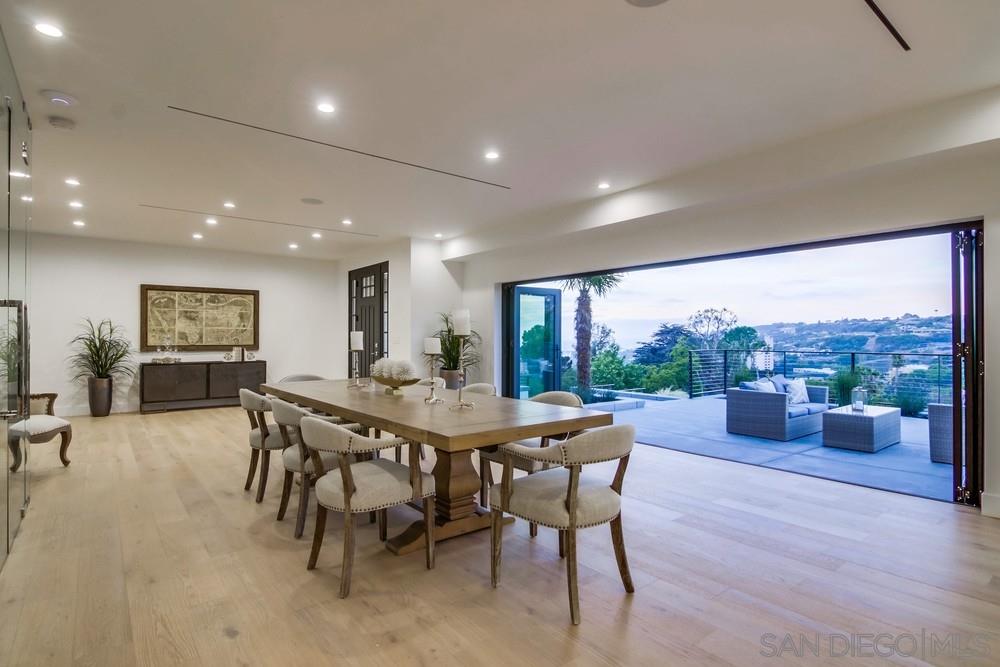 2695 Hidden Valley Road La Jolla, CA 92037 - Photo 12 of 25