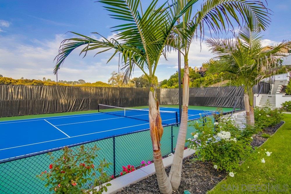 2695 Hidden Valley Road La Jolla, CA 92037 - Photo 24 of 25